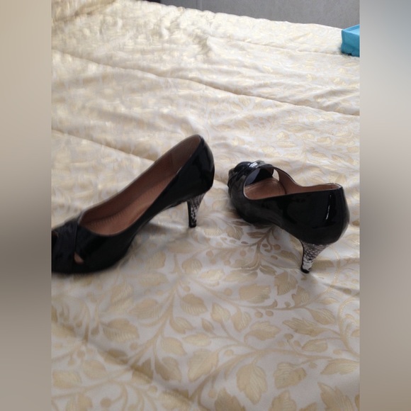 3 pairs of high heel shoes - Picture 1 of 3